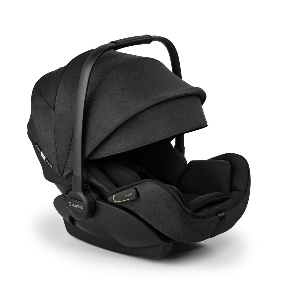 Bugaboo Otter by Nuna -turvaistuin, mineraalivärillä pesty musta