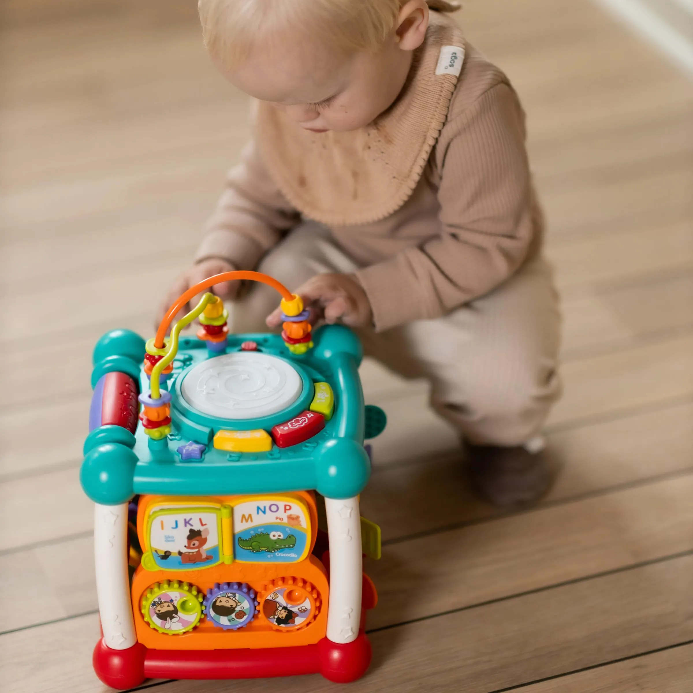  Scandinavian Baby aktiviteettilaatikko