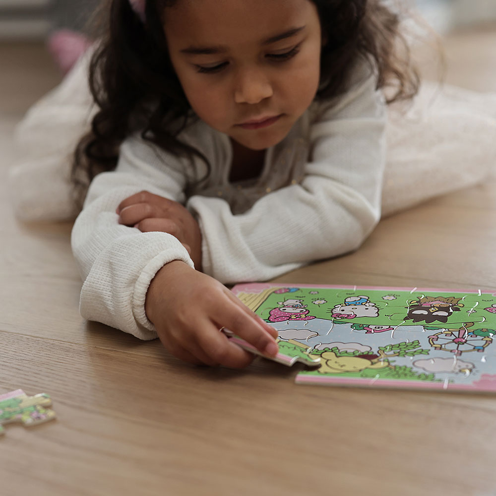 Hello Kitty puinen palapeli 20 palaa