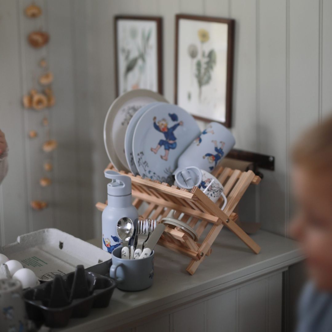 Rätt Start Emil in Lönneberga Tasainen lautanen vaaleansininen