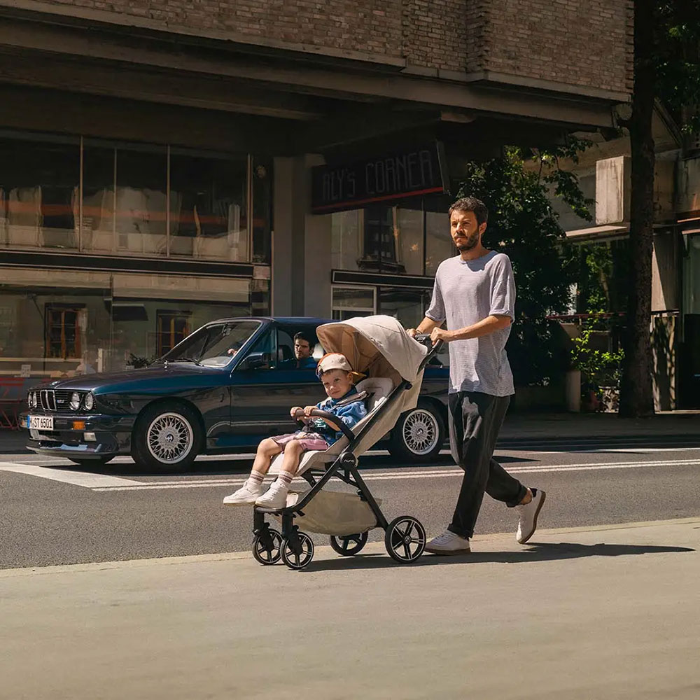Nuna TRVL LX -lastenrattaat MICA BMW-mallisto