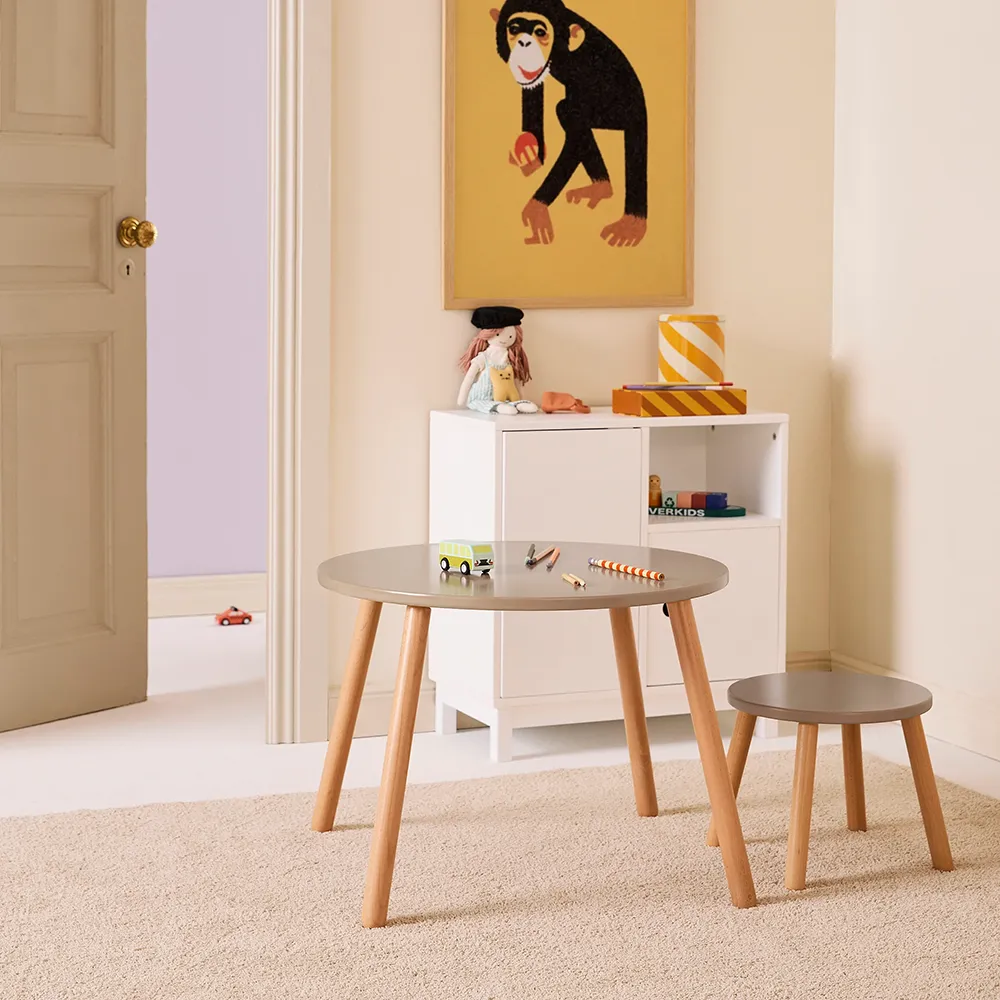 Kids Concept Pöytä ja jakkarat vaaleanruskea