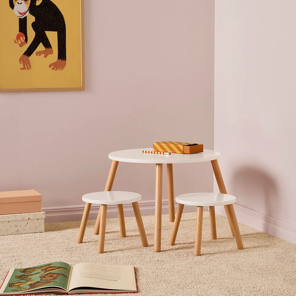 Kids Concept Pöytä ja jakkarat valkoinen