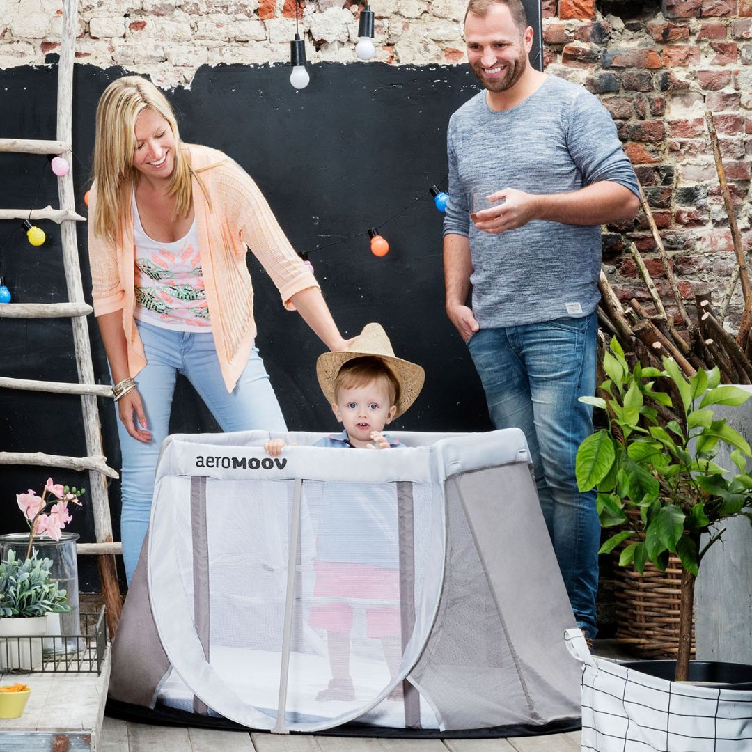 AeroMoov Pop-up matkasänky Harmaa
