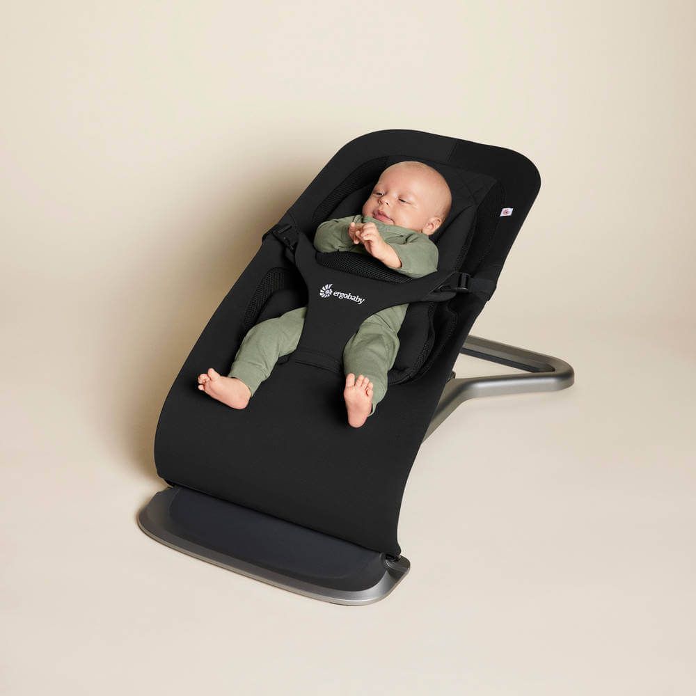 Ergobaby Evolve Babysitter Onyx Black (musta)