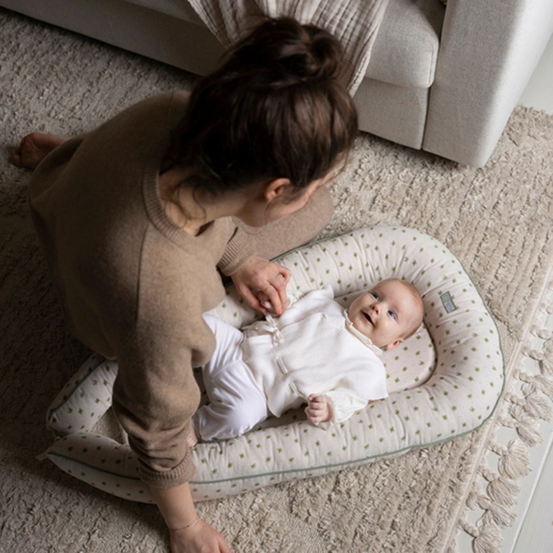 Vinter & Bloom vauvapesä Meadow Baby Soft Sand