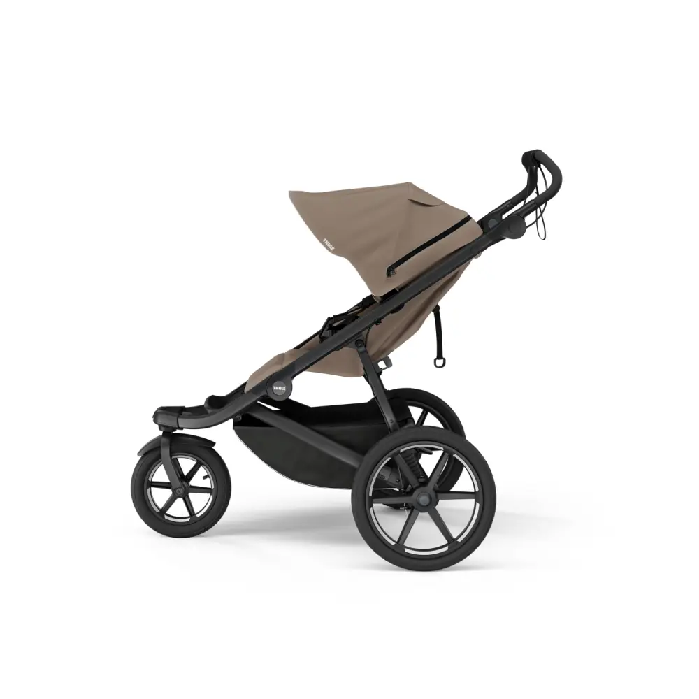 Thule Urban Glide 3 Tinted Taupe magnetic buckle