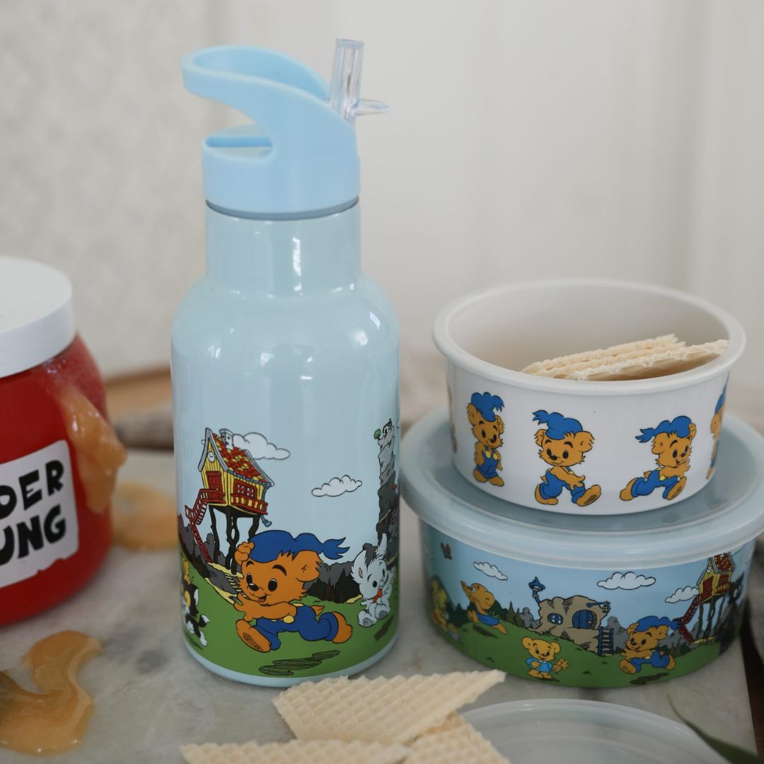 Oikea alku Bamse, Vesipullo, motiivi