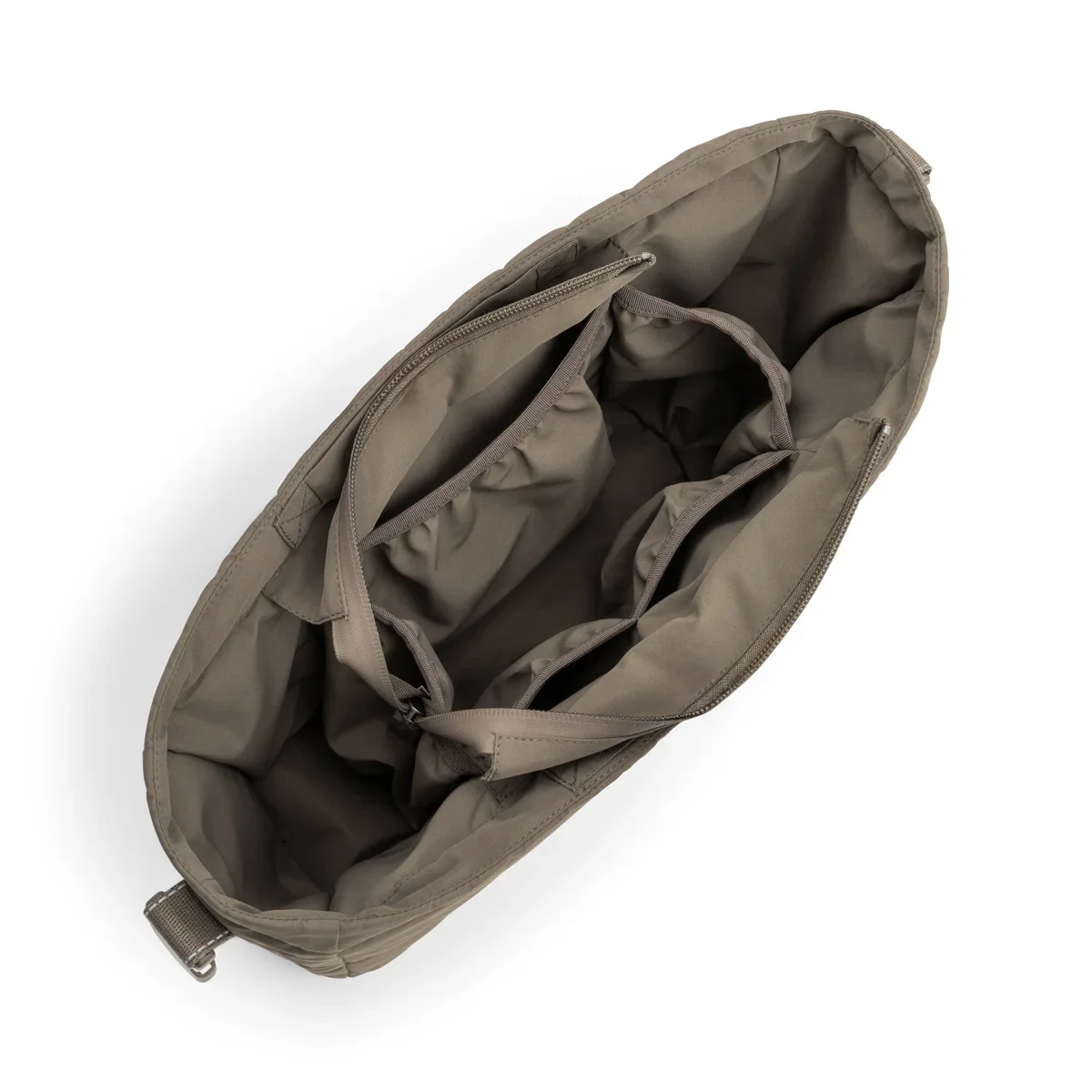Done by Deer rattaiden järjestäjä taupe