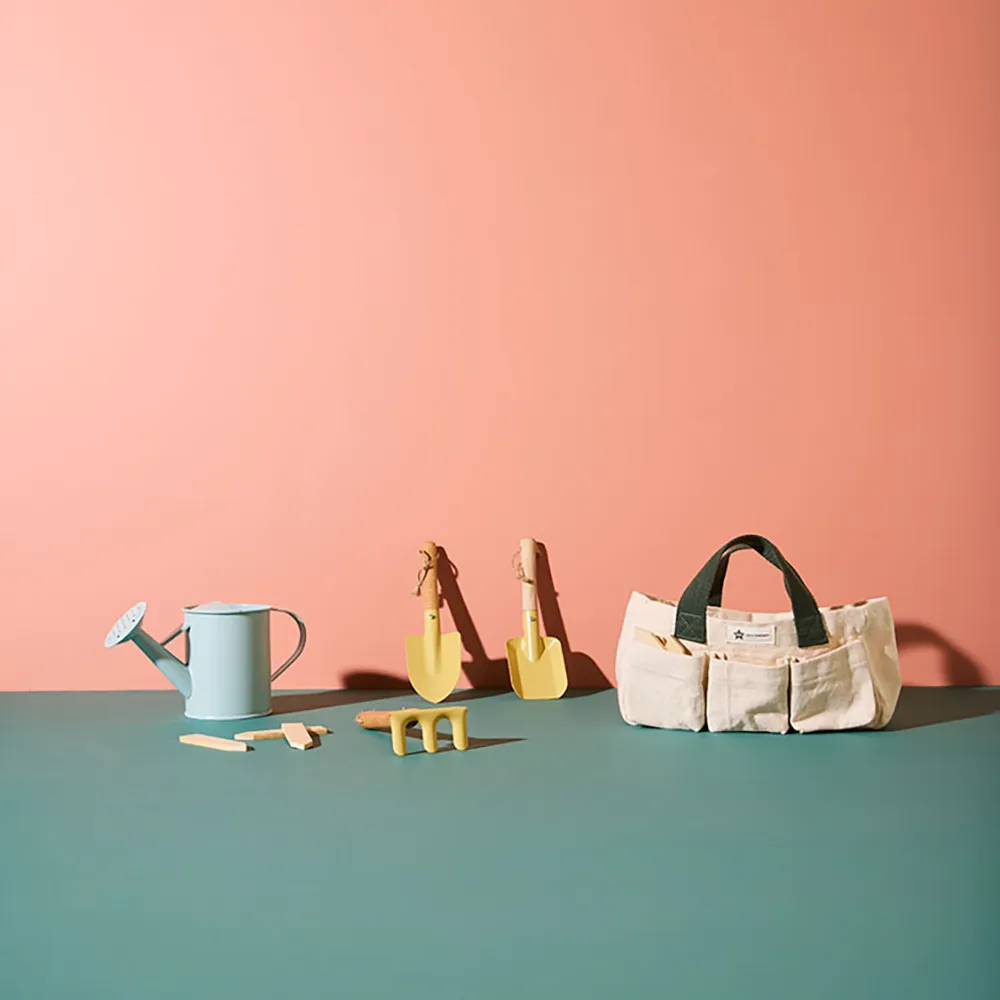 Kids Concept Set esiliinalla ja astioilla KIDS HUB