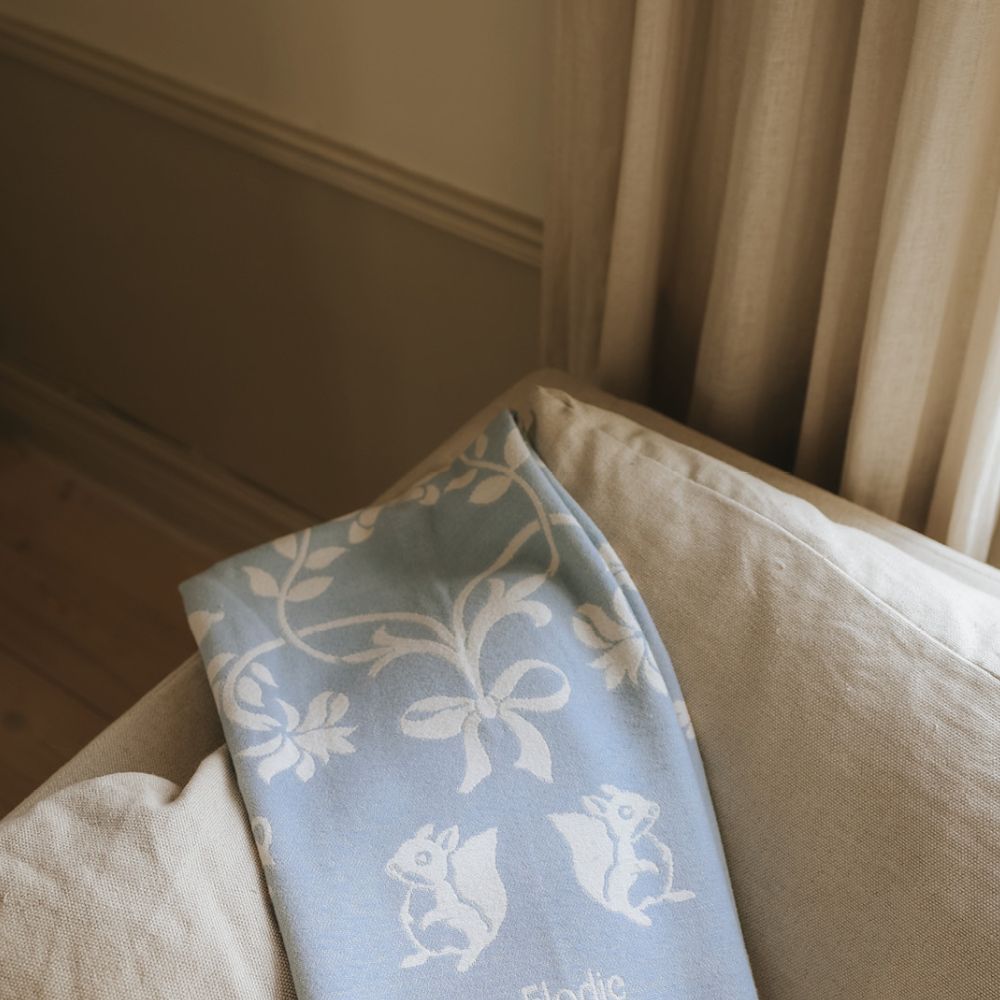 Elodie Details Jacquard-peitto Blueberry Blue