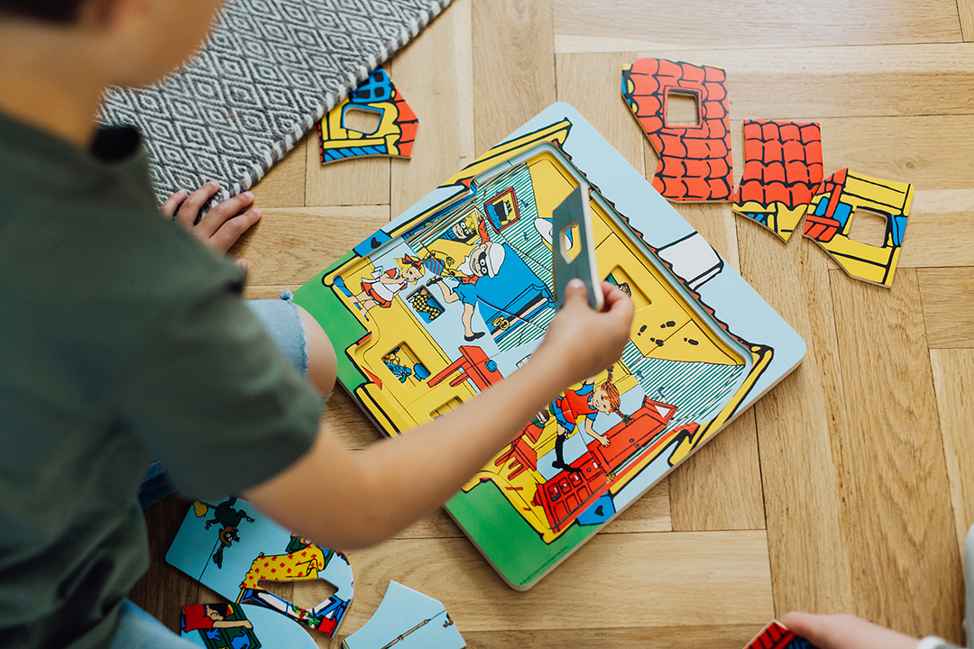 Pippi varastosta varastoon palapeliä