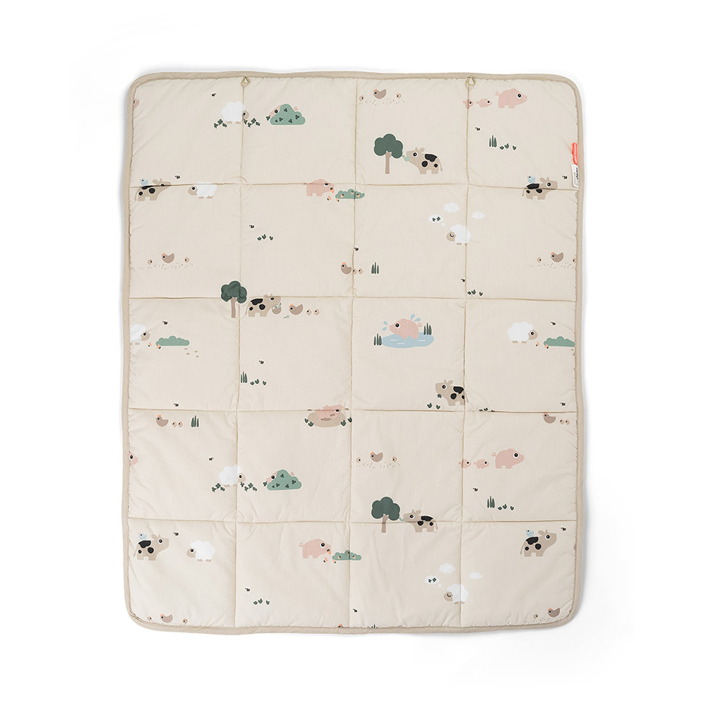 Done by Deer leikkimattoTiny farm Sand