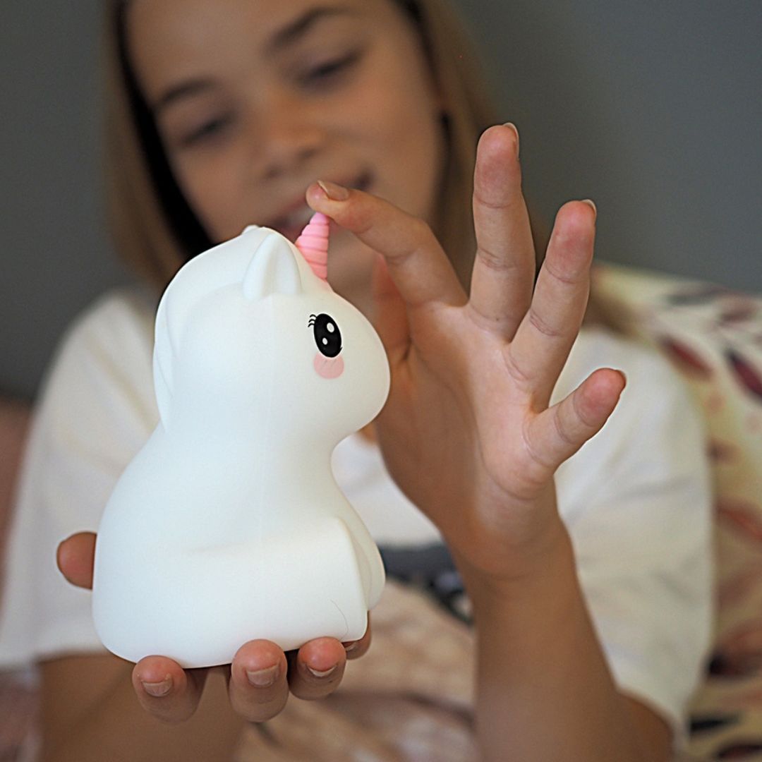 Tiny Tot Bella Yksisarvinen Led yövalo w/USB-laturi
