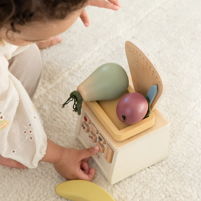 Sebra leikkivaaka puusta