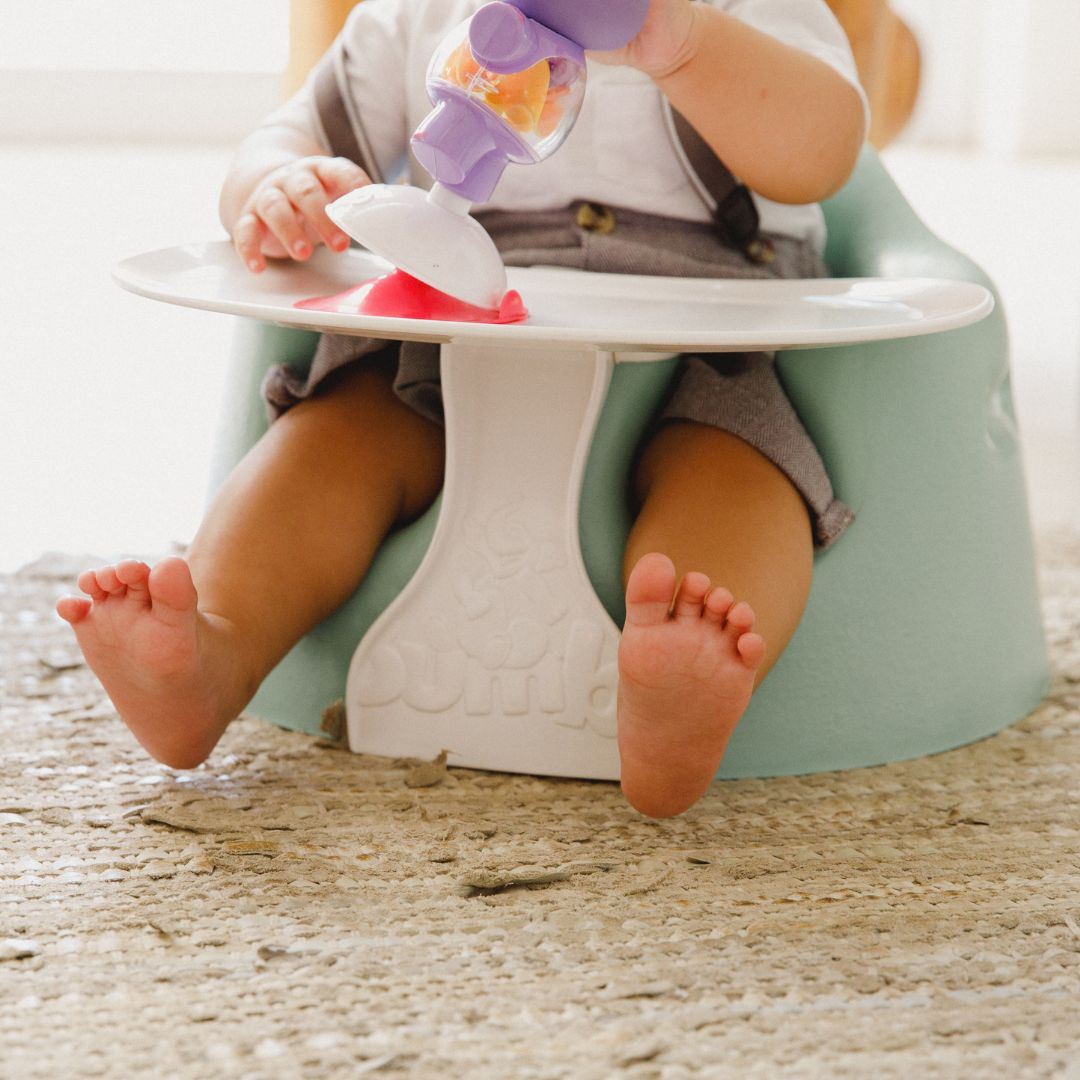Bumbo babysitter lattiaistuin leikkiä tarjotin