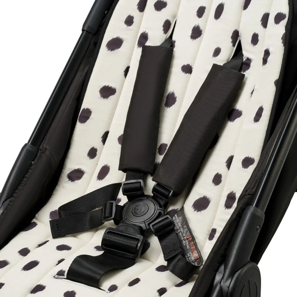 Elodie Details universaali istuintyyny Dalmatian Dots Grande 