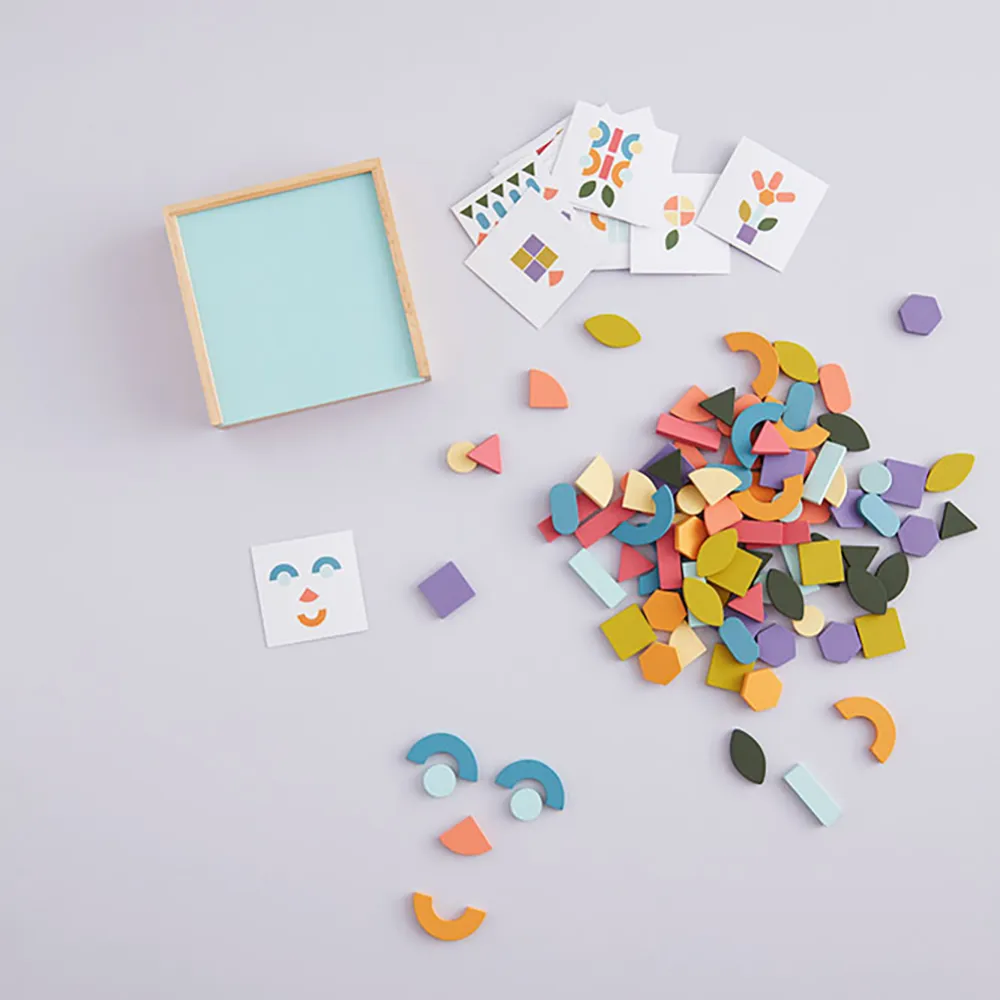 Lapset käsite Puzzle laatikko mosaiikki