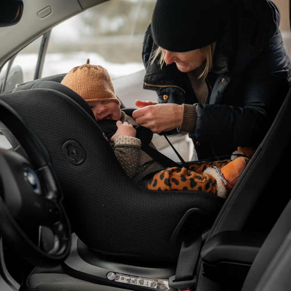 Axkid Minikid Core -turvakaukalo, Coastal Storm Black