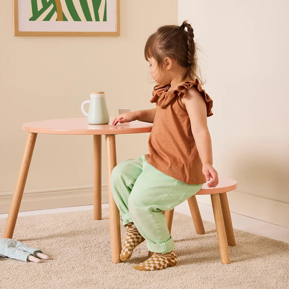 Kids Concept Pöytä ja jakkarat aprikoosi
