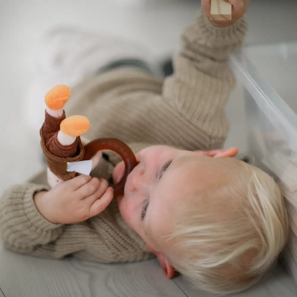 Rätt start Alfons Åberg Purulelu luonnonkumirenkaalla