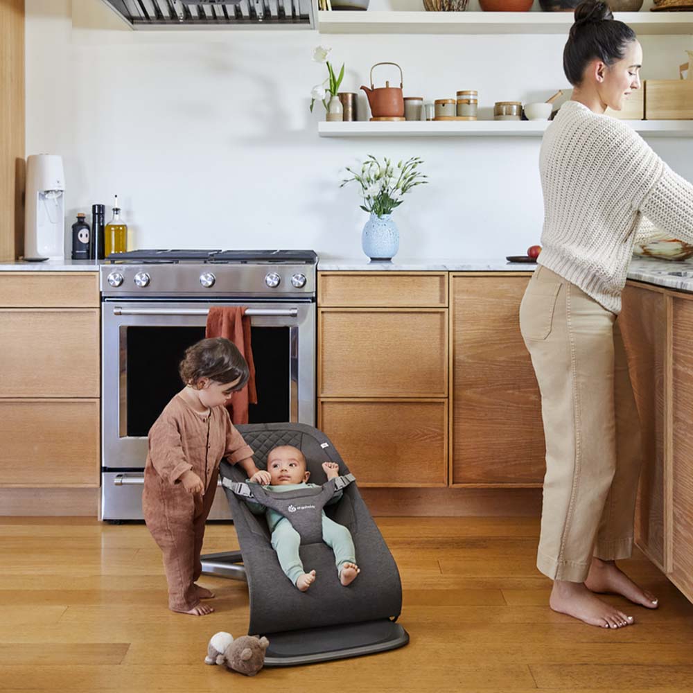 Ergobaby Evolve Babysitter Hiilenharmaa