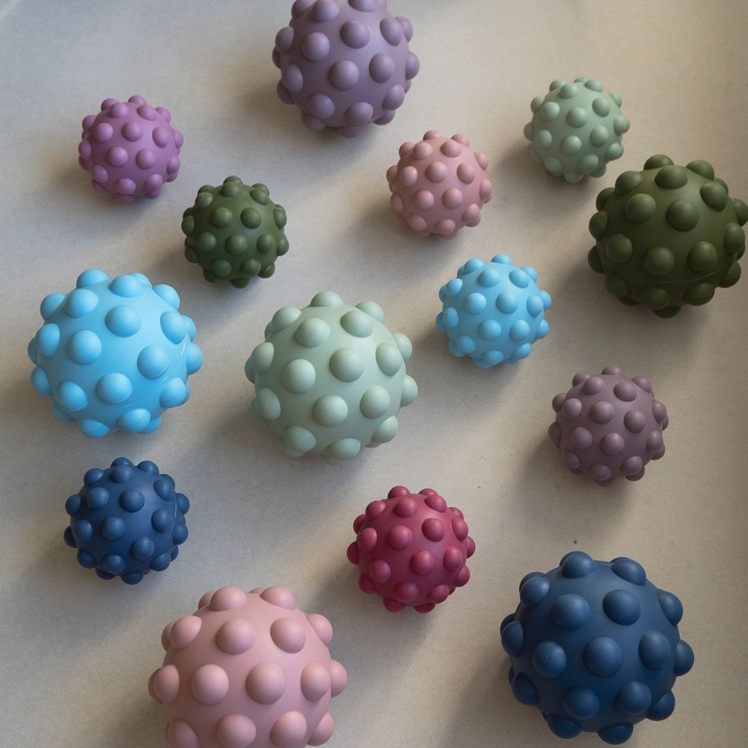 Tiny Tot Sensory silikoni Fidget Ball Skyblue - sininen pallo