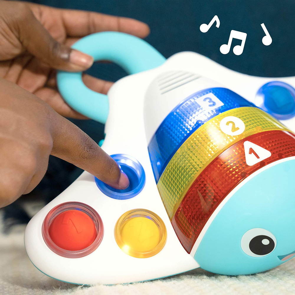  Baby Einstein Sting-takki äänellä ja valolla