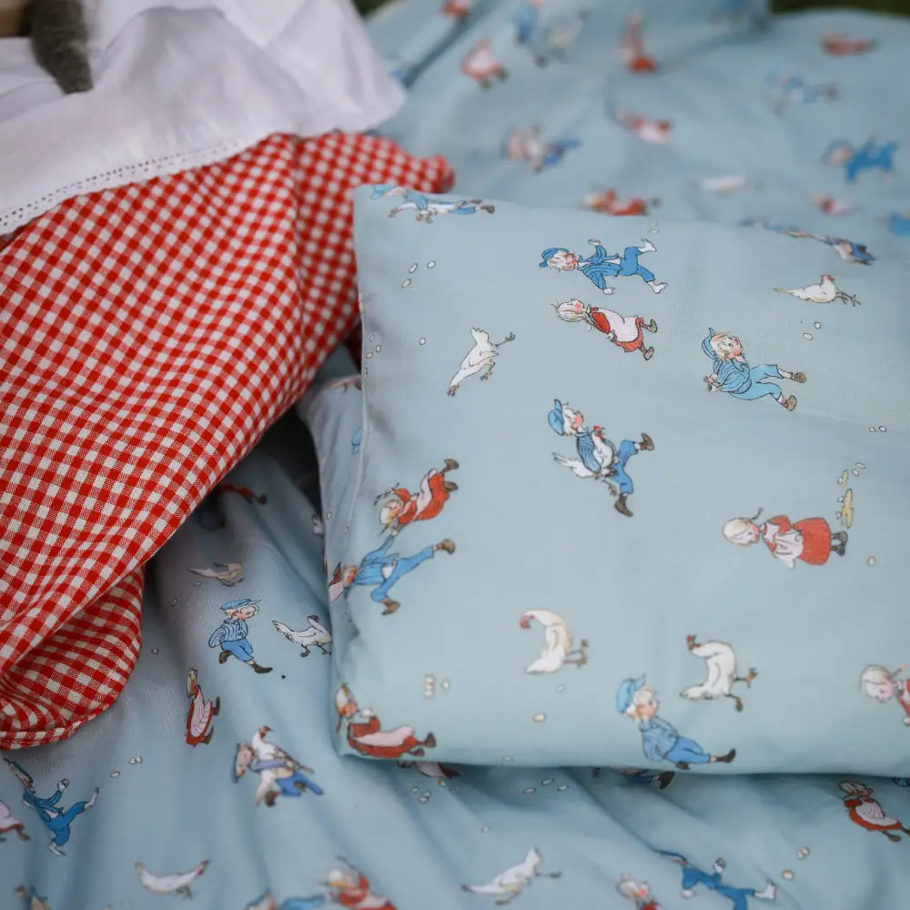 Rätt Start Emil Lönnebergassa pussilakansetti vaunu/kehto