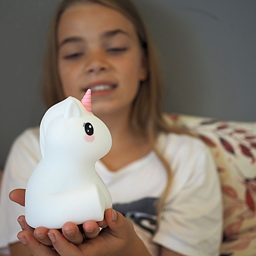 Tiny Tot Bella Yksisarvinen Led yövalo w/USB-laturi