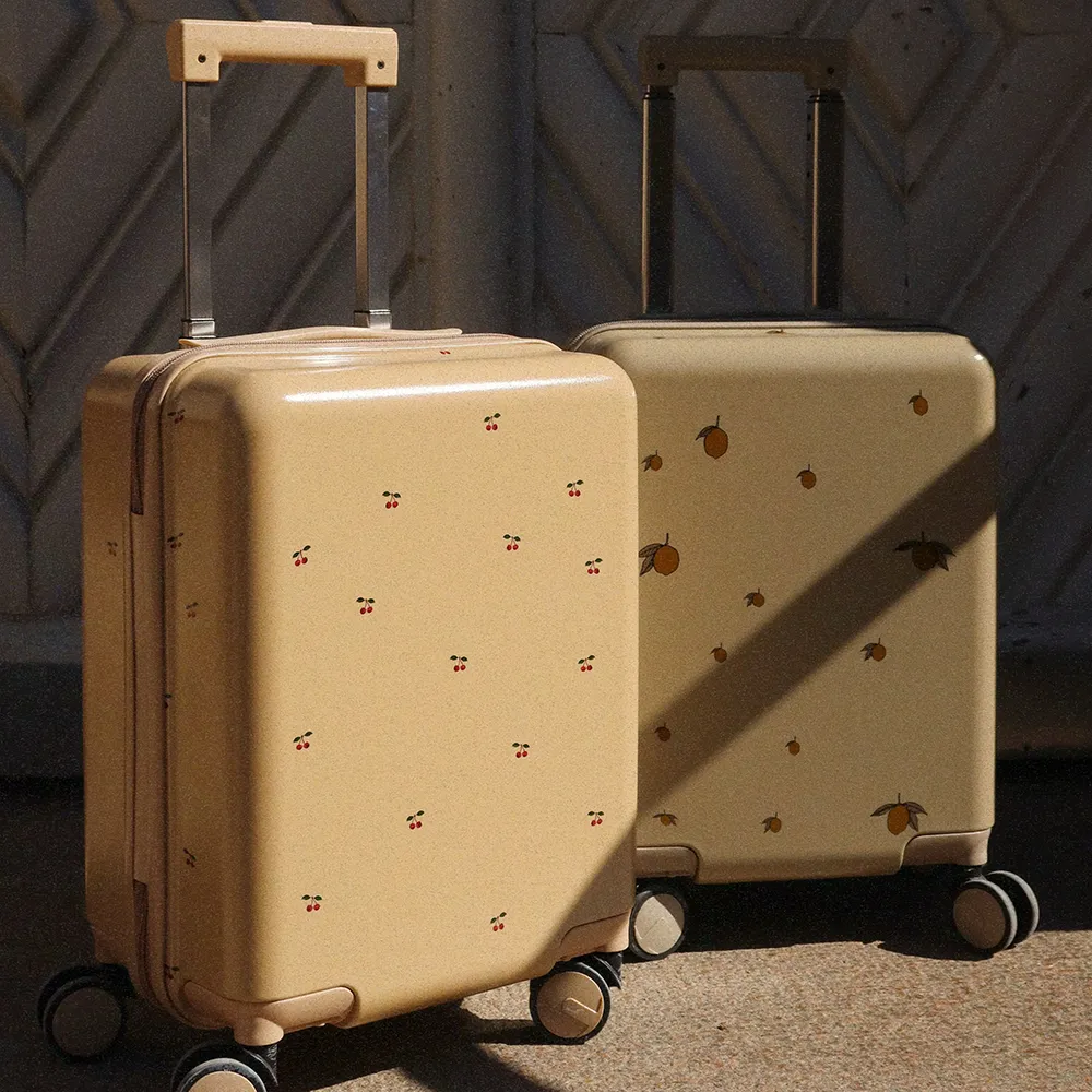 Konges Sløjd Matkalaukku Cherry