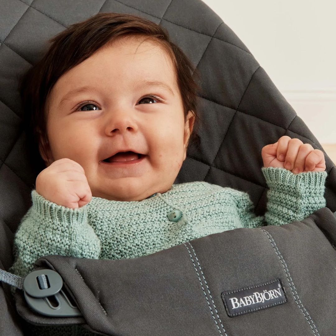 BabyBjörn Bliss Babysitter Classic peitto Antrasiitti