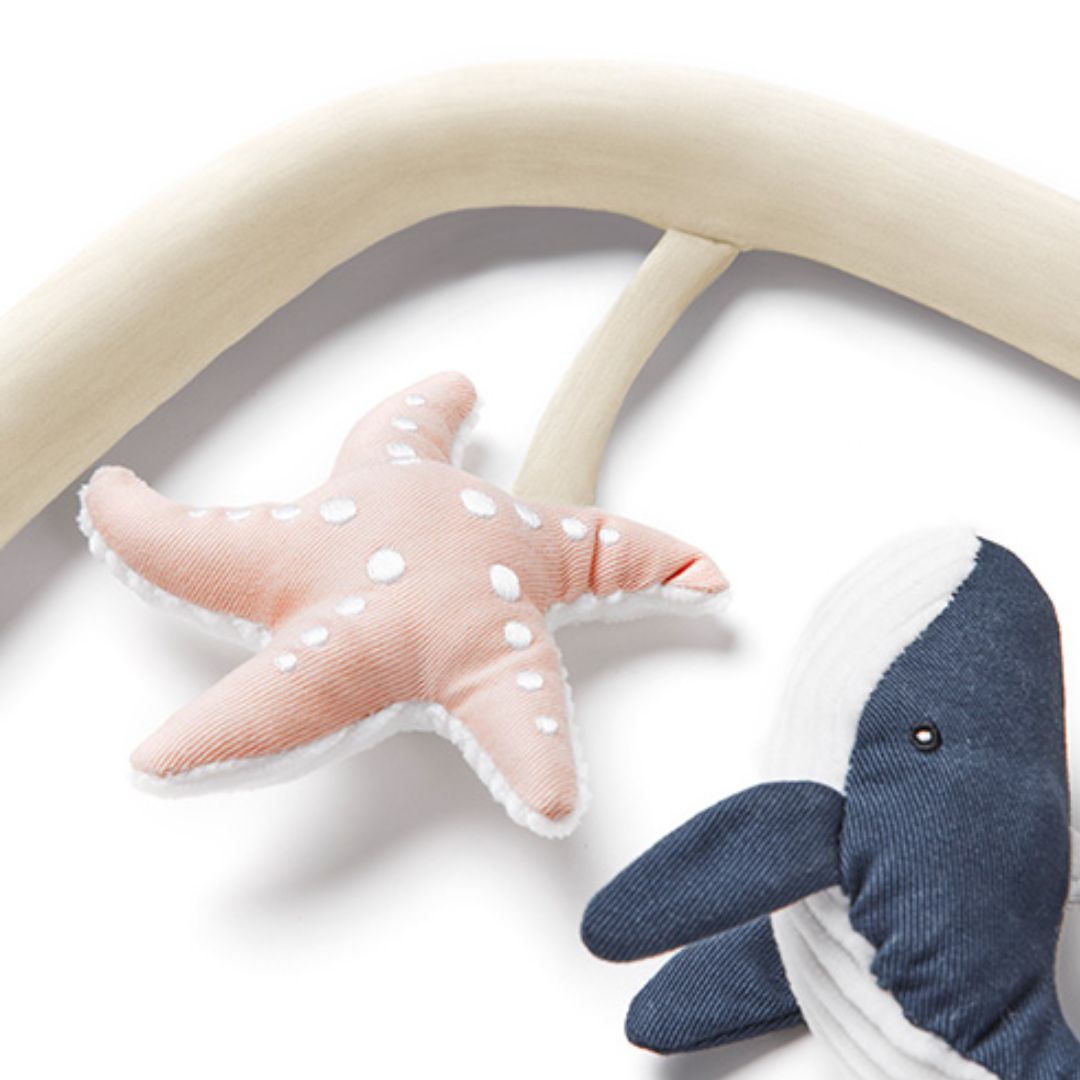 Ergobaby Evolve Babysitter leikkikehä Ocean Wonders Cream Ocean Wonders Cream