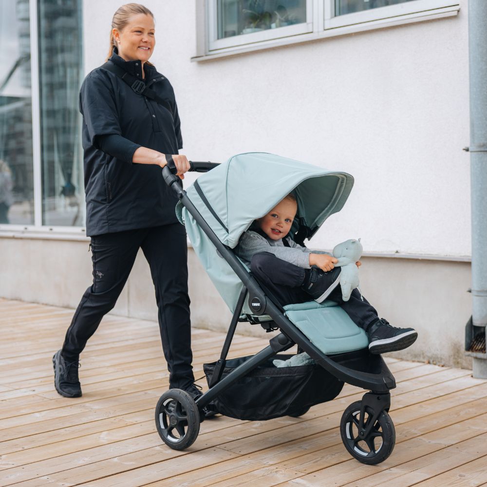 Thule Spring 2 -rattaat, Mid Blue on Black