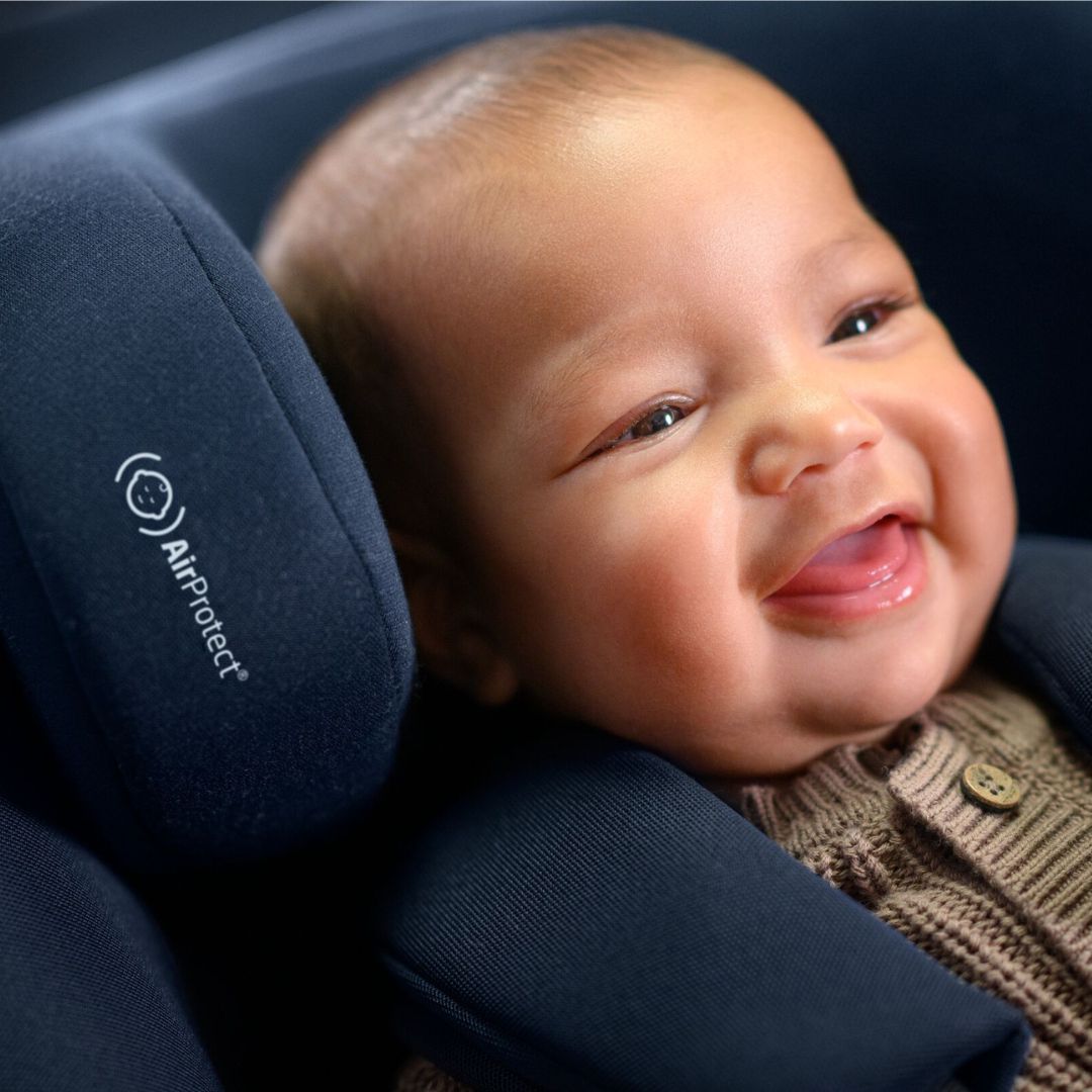 Maxi-Cosi Mica 360 Pro turvaistuin Authentic Musta