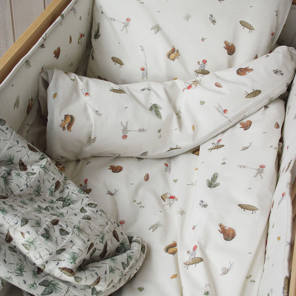 Oikea Start Beskow Joulupukin lasten pinnasängyn suojukset beige
