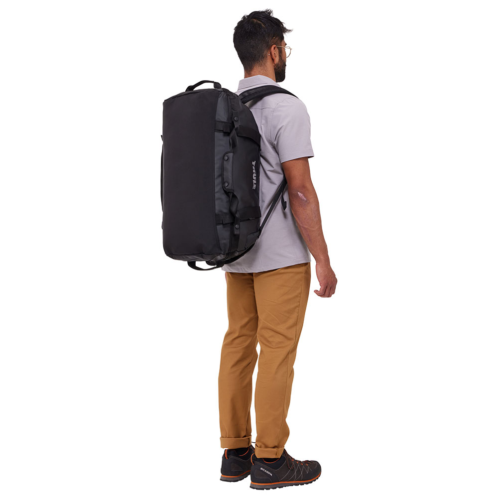 Thule duffel laukku Chasm 40L Musta