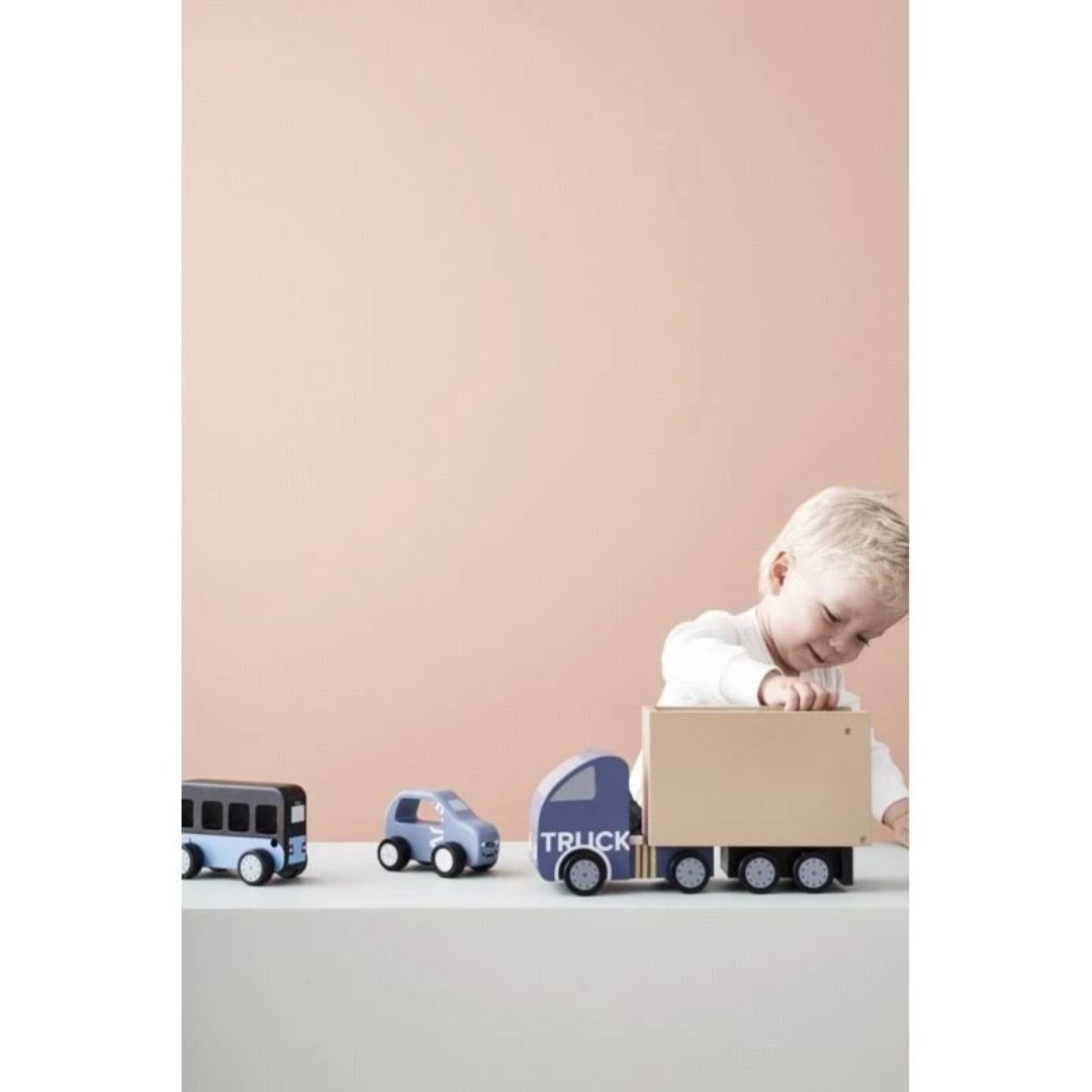 Lasten konseptikuorma-auto AIDEN