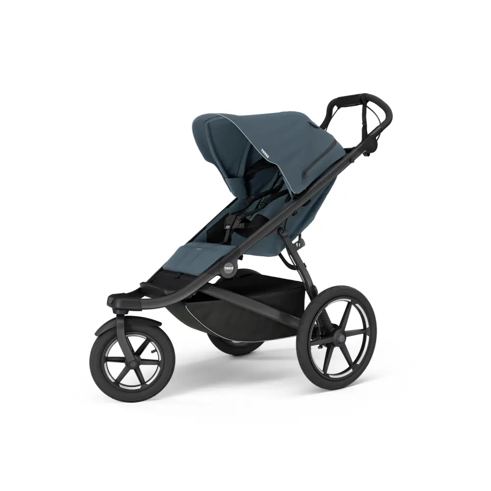 Thule Urban Glide 3 Dark Slate magnetic buckle