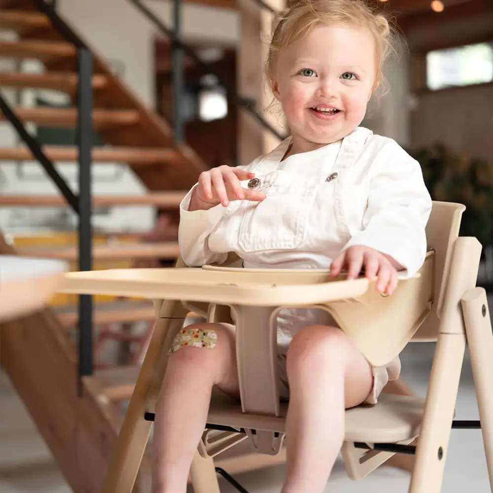 Kaos Klapp Syöttötuoli Recycled + Safety Rail & Tray