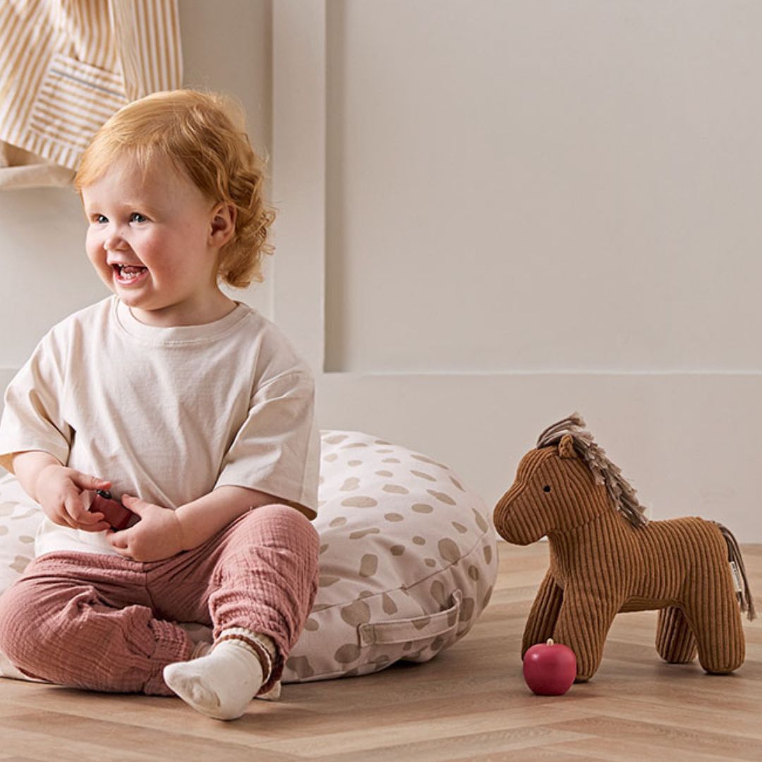 Lasten käsite Pehmolelu hevonen Vera AIDEN