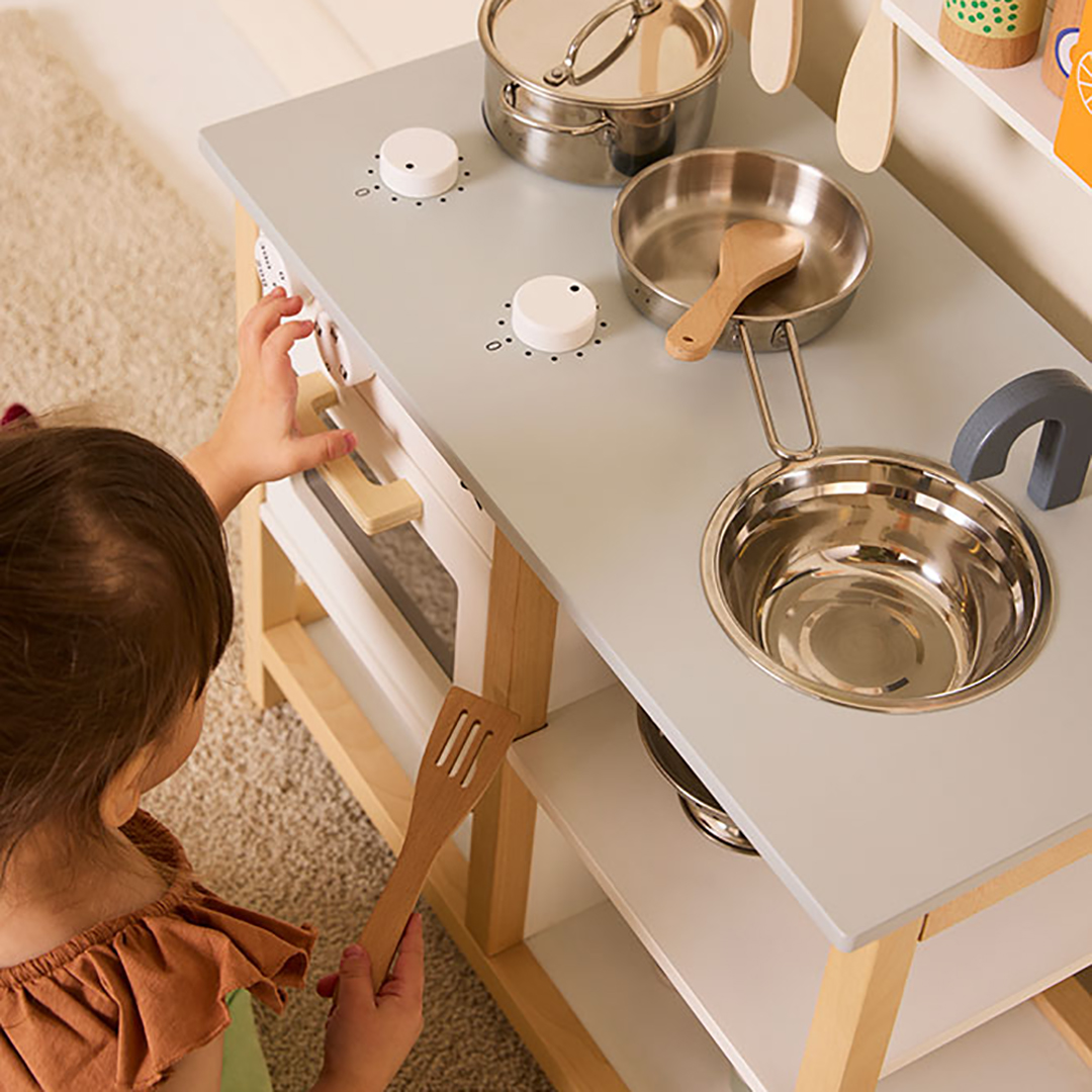 Lasten konseptikeittiö valkoinen KIDS HUB