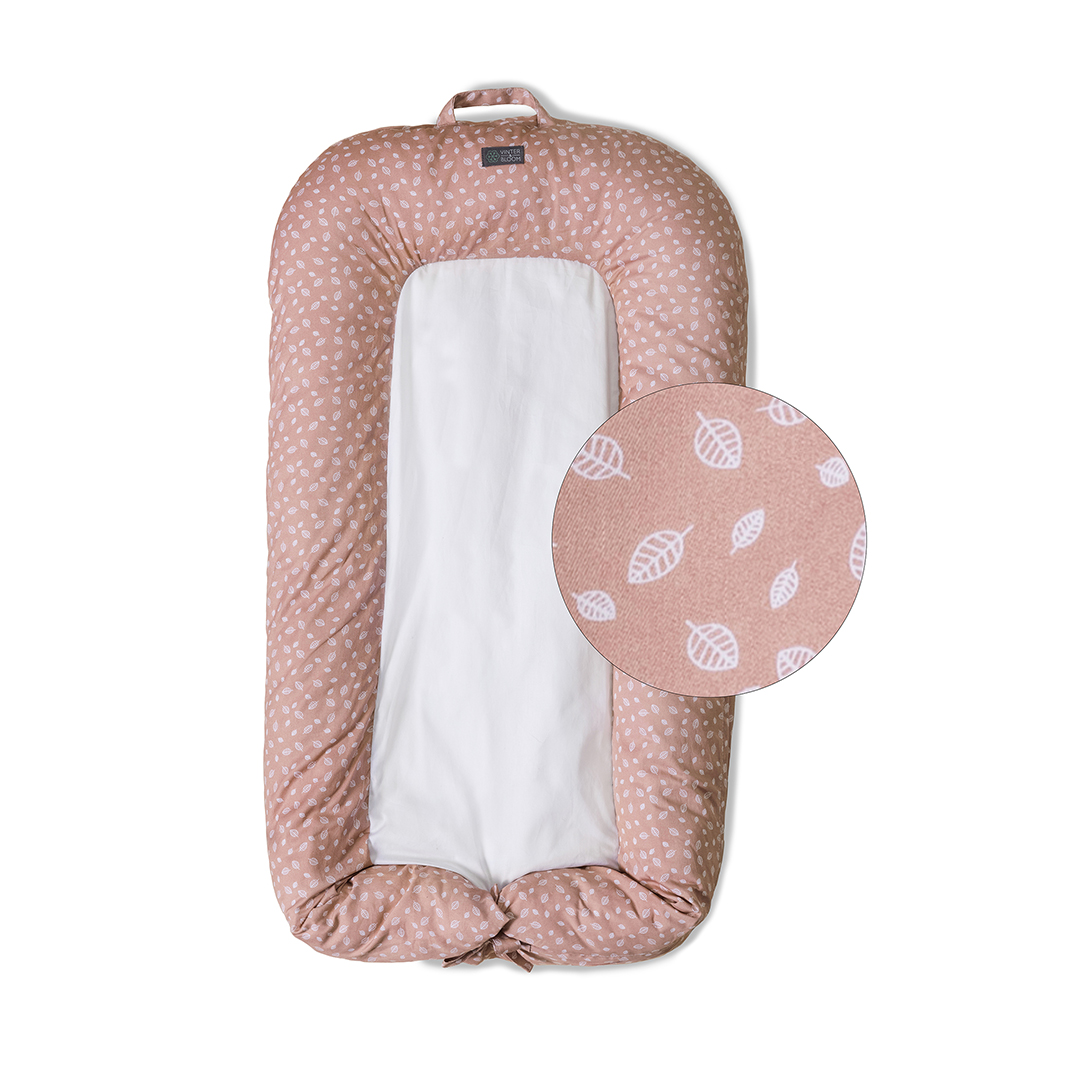 Vinter & Bloom vauvapesä Nordic Leaf Misty Rose