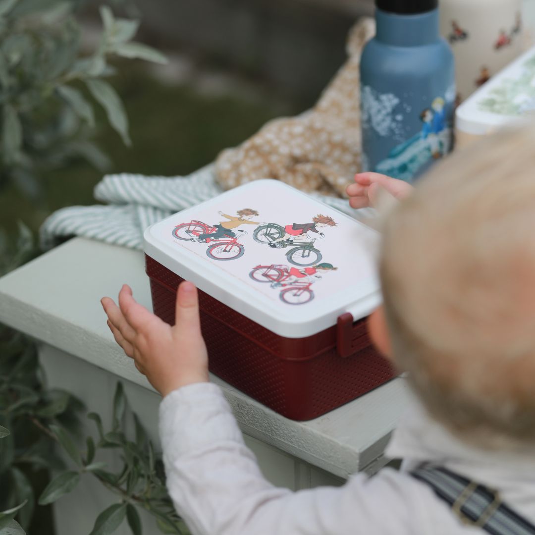 Rätt Start Lotta on Bråkmakargatan Lounaslaatikko