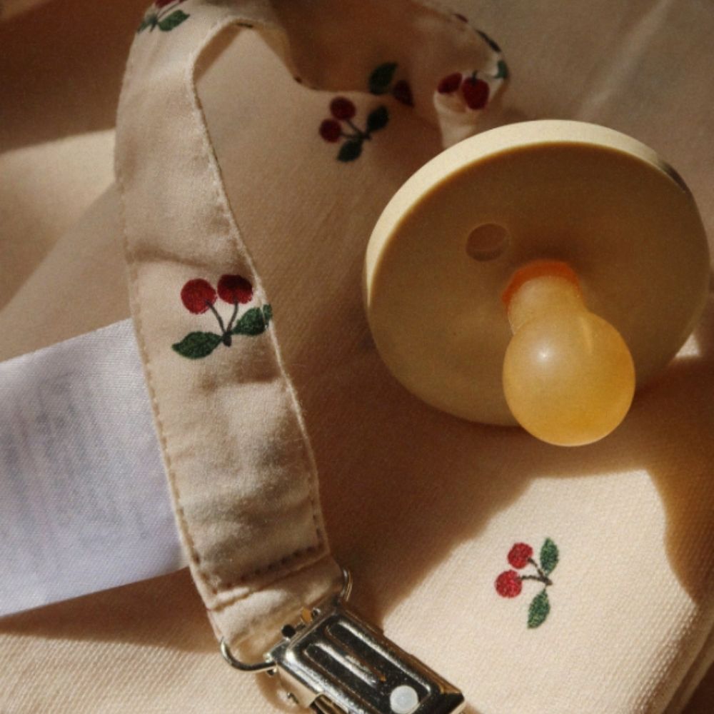 Konges Sløjd 2 Pack Pacifier Strap Cherry-One Size