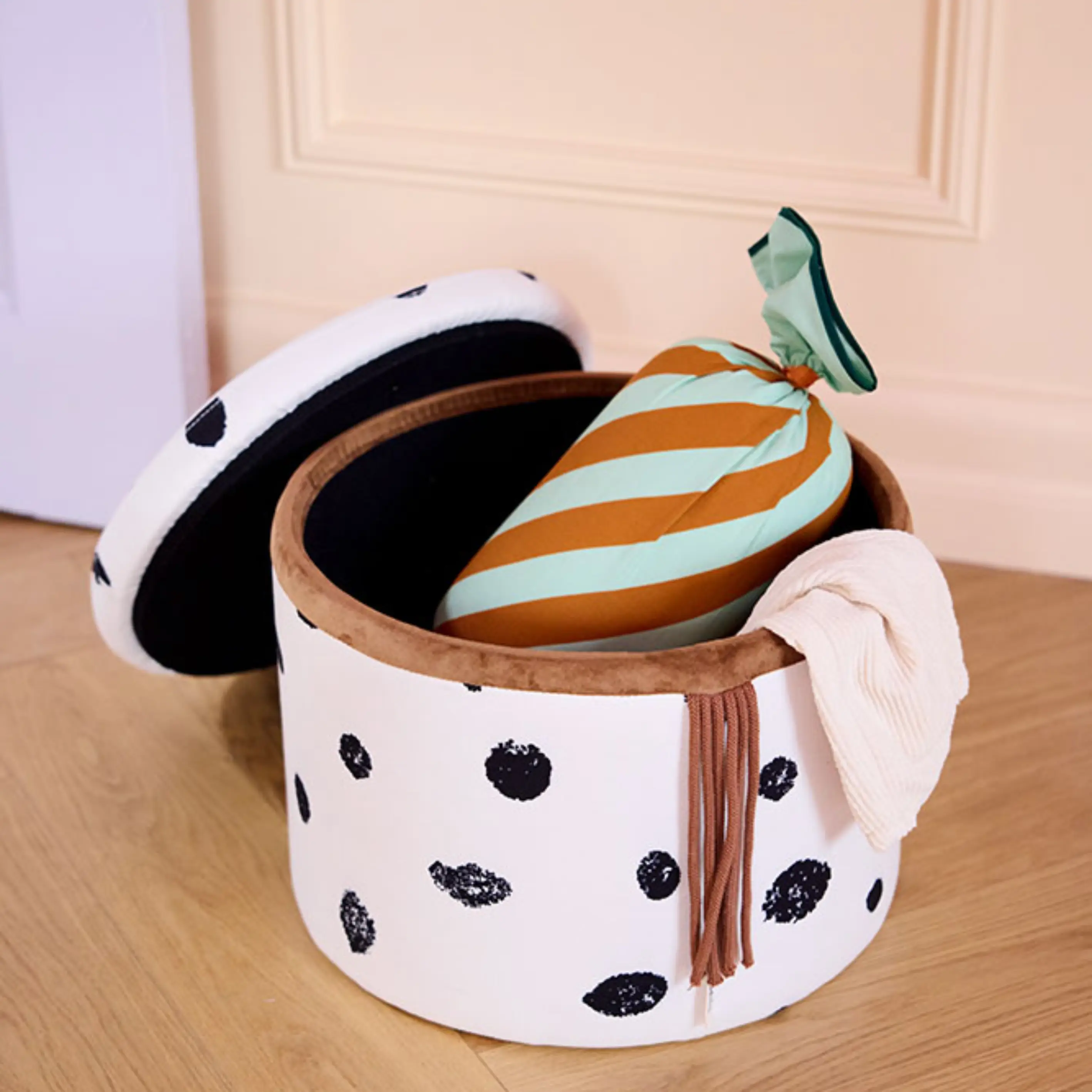 Kids Concept -rahi säilytystilalla PIPPI