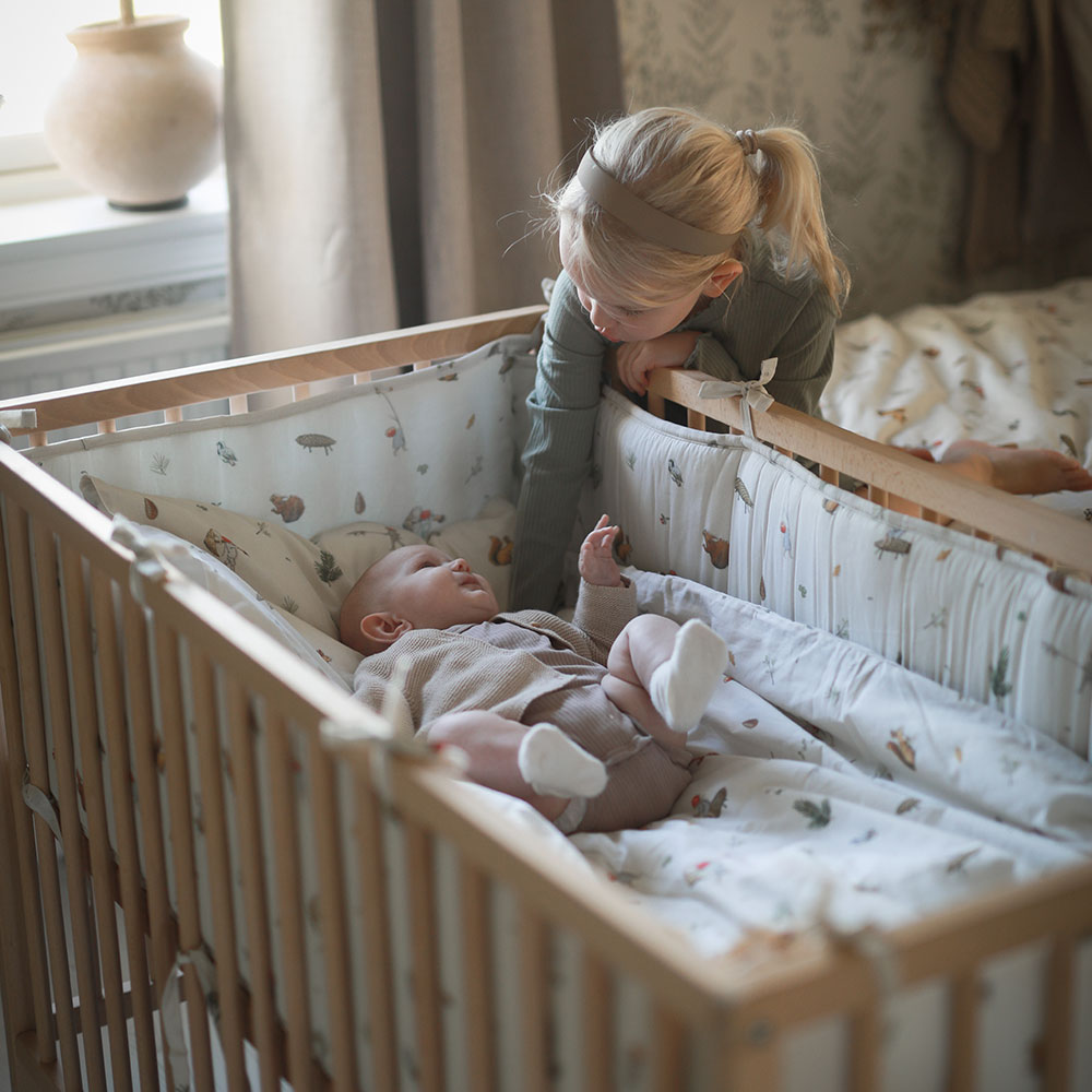Oikea Start Beskow Joulupukin lasten pinnasängyn suojukset beige