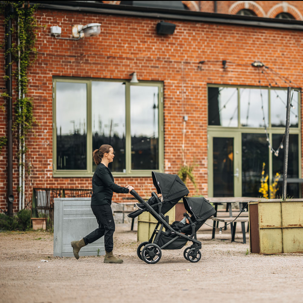 Thule Sleek 2 lastenrattaat