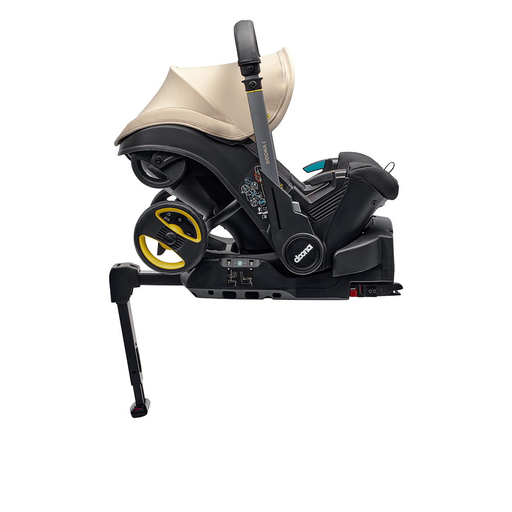 Doona isofix-jalusta Doonaa varten lastenvaunuissa.