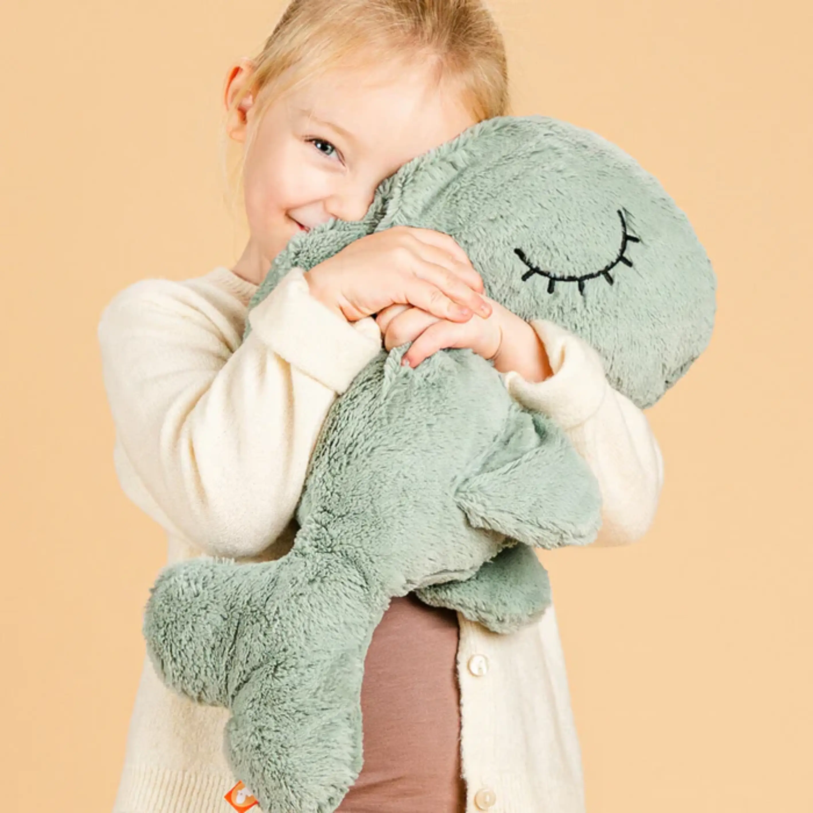 Done by Deer pehmolelu Wally Blue